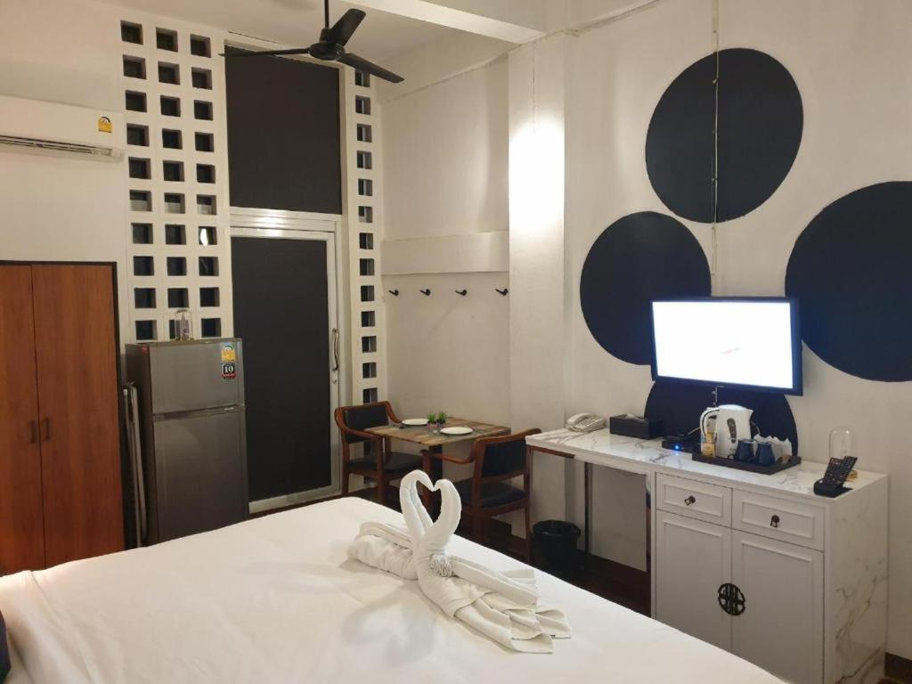 Riverview Residence Bangkok Bagian luar foto
