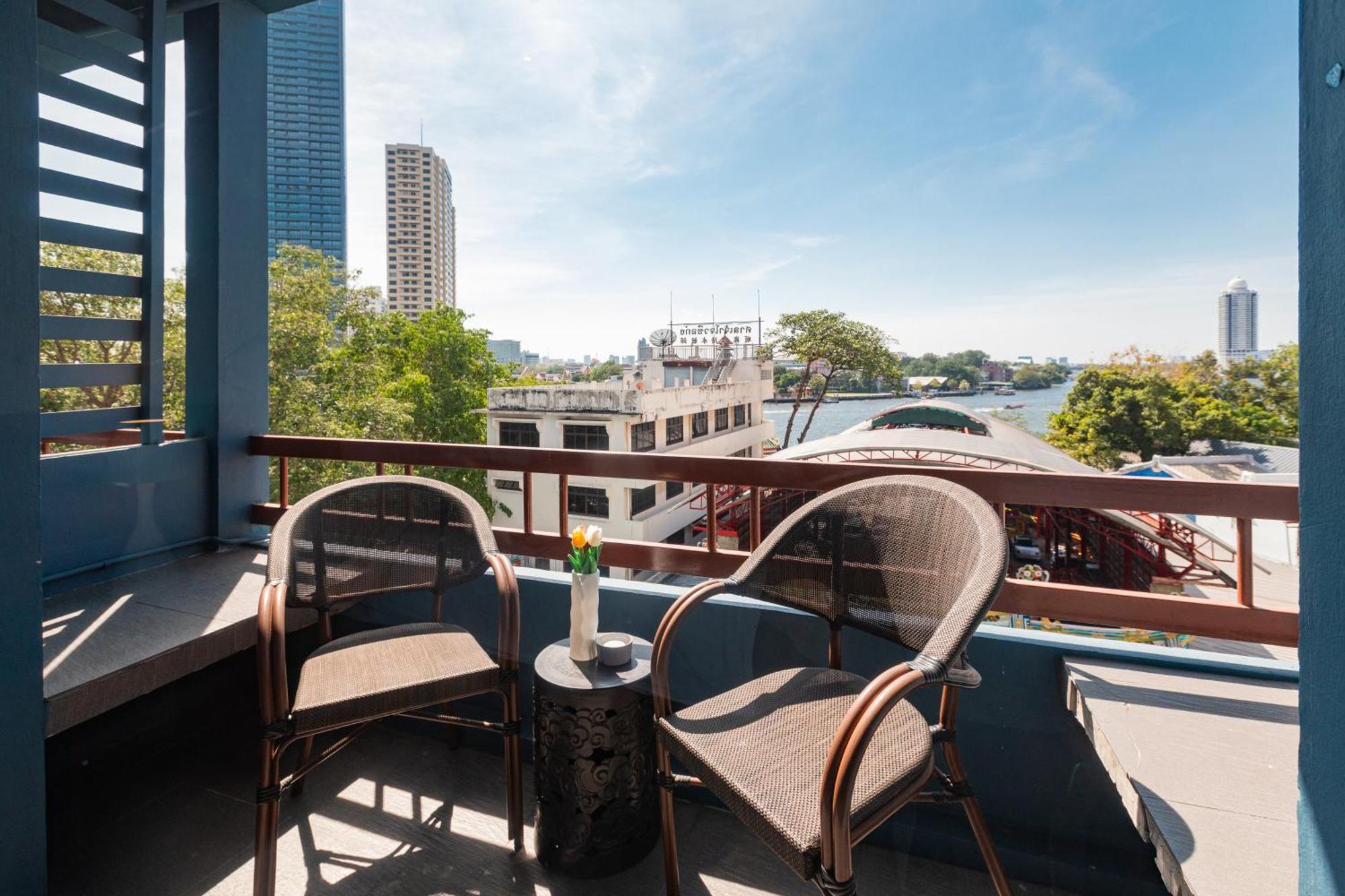 Riverview Residence Bangkok Bagian luar foto