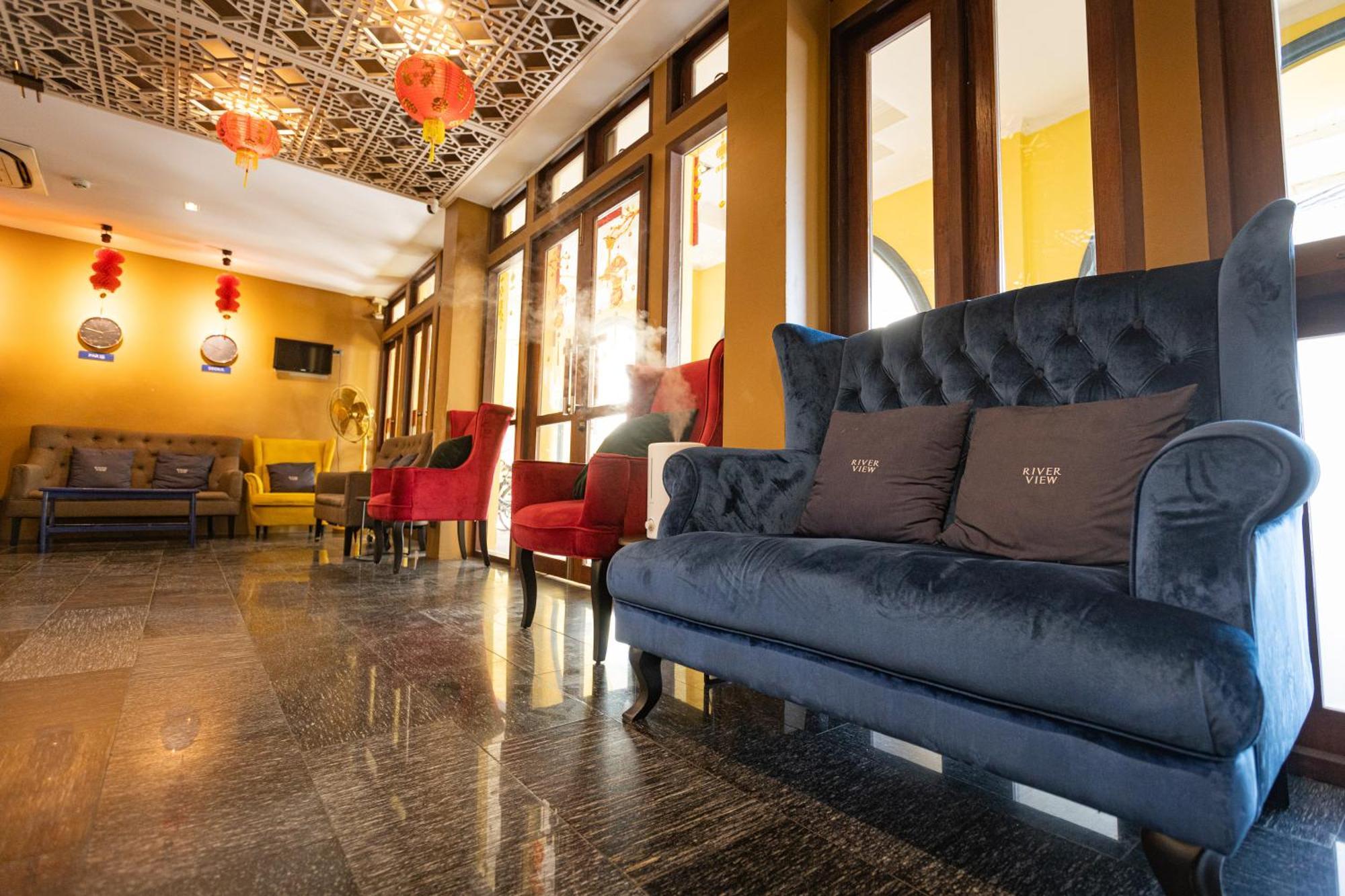 Riverview Residence Bangkok Bagian luar foto