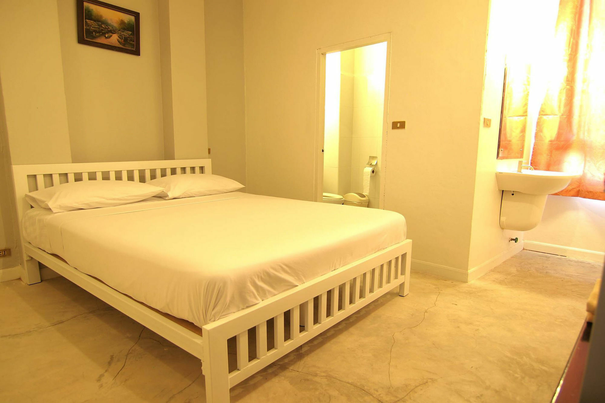 Riverview Residence Bangkok Bagian luar foto