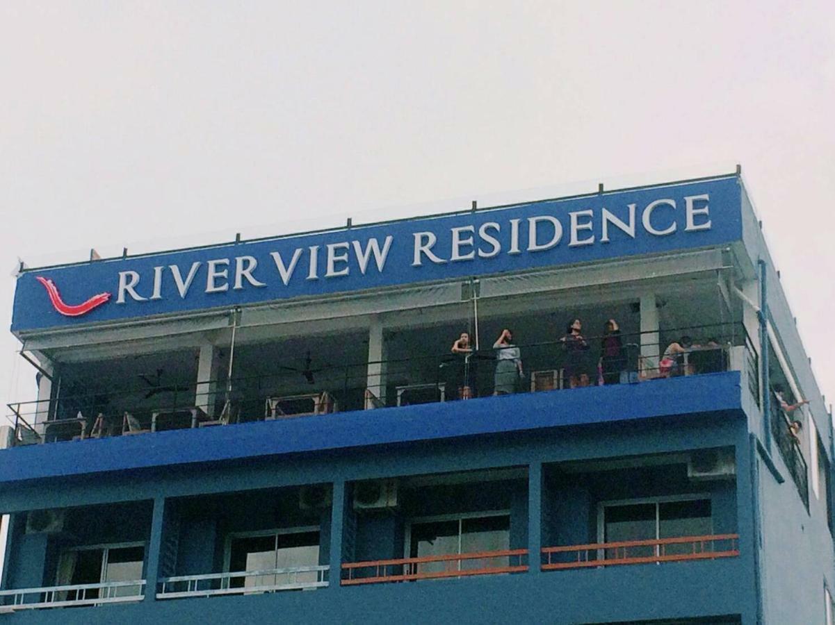 Riverview Residence Bangkok Bagian luar foto